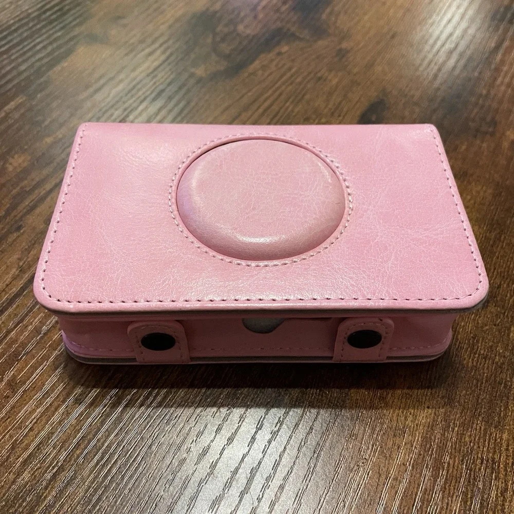 The Unbranded Brand case fujifilm